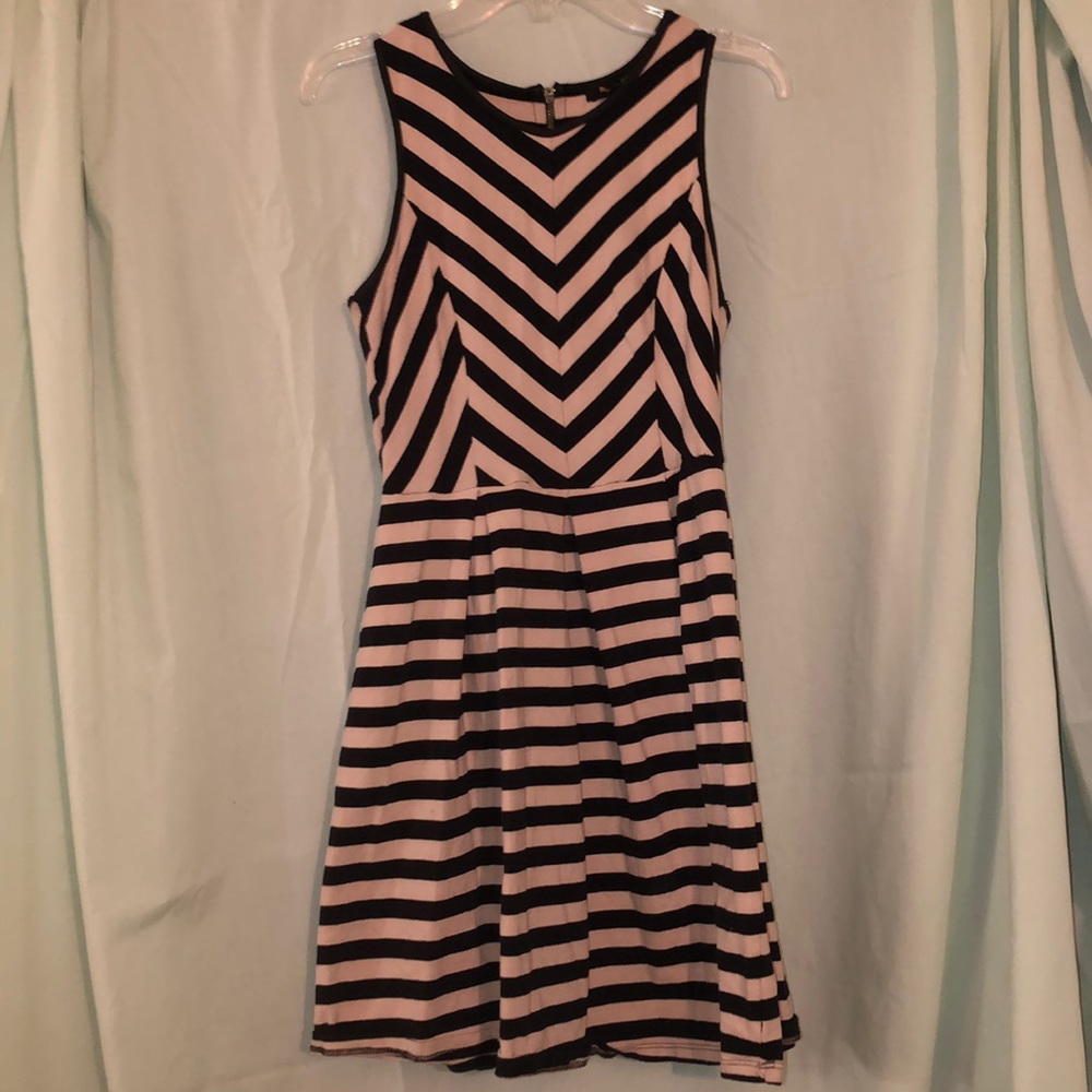Max and Riley striped zip up dress size M